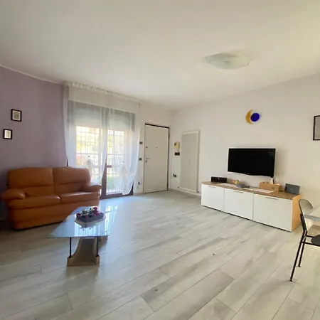 Caserma Guelfa - Casa Chiarina * סן בנדטו דל טרנטו