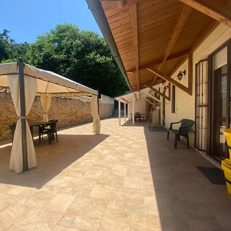 Caserma Guelfa - Casa Chiarina *